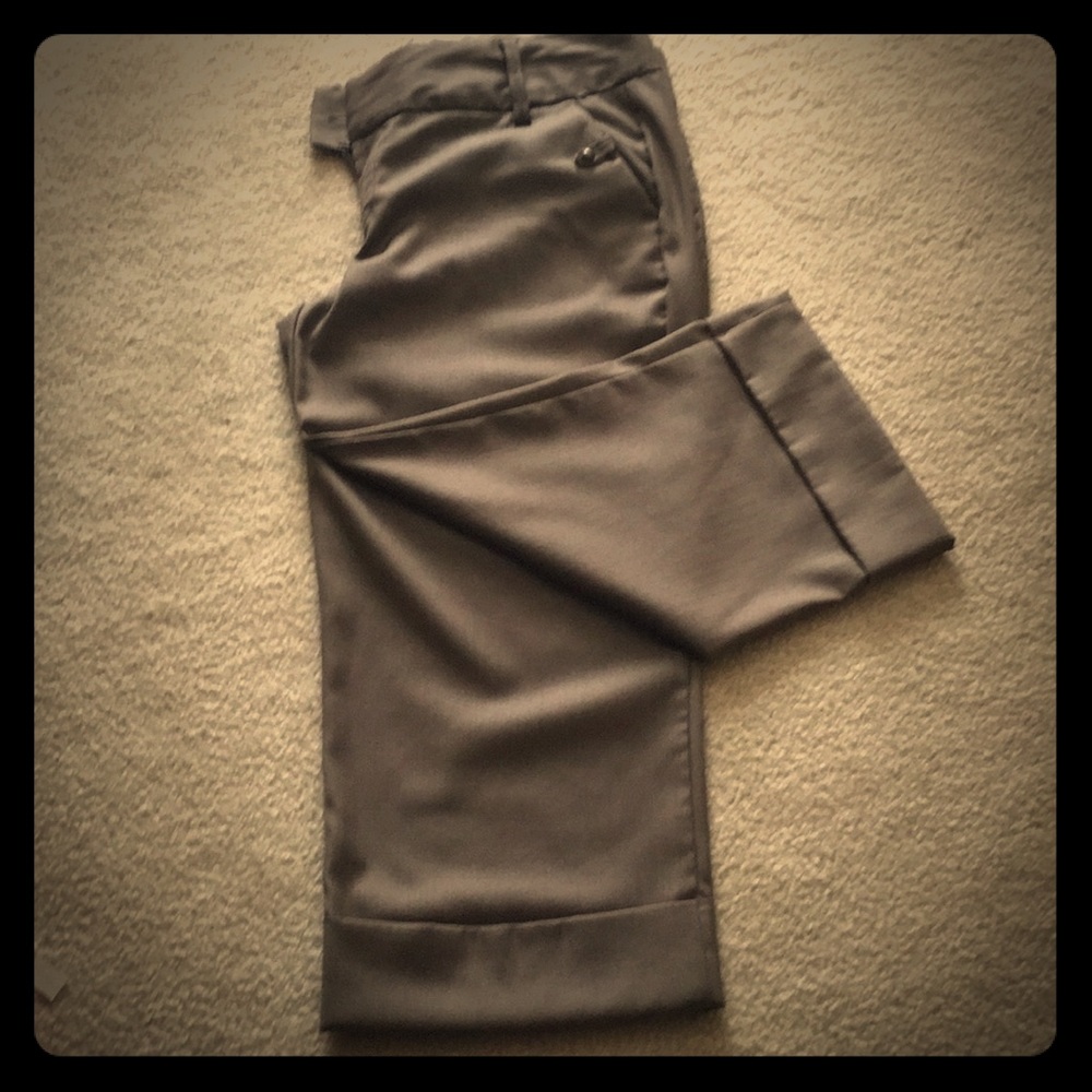 Old navy dressy crop capri size 8